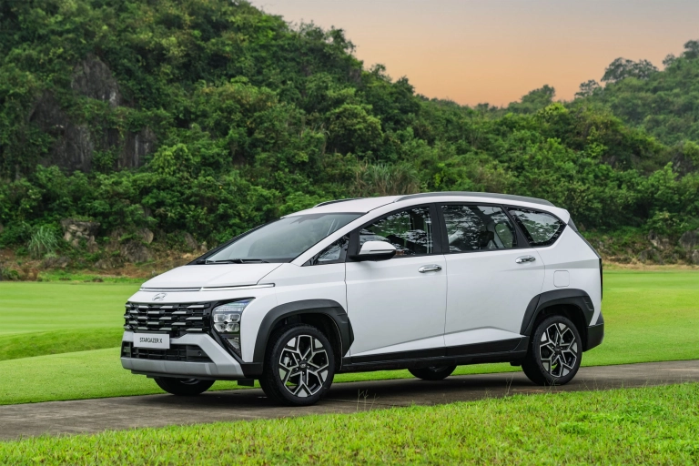 Xe 6 chỗ